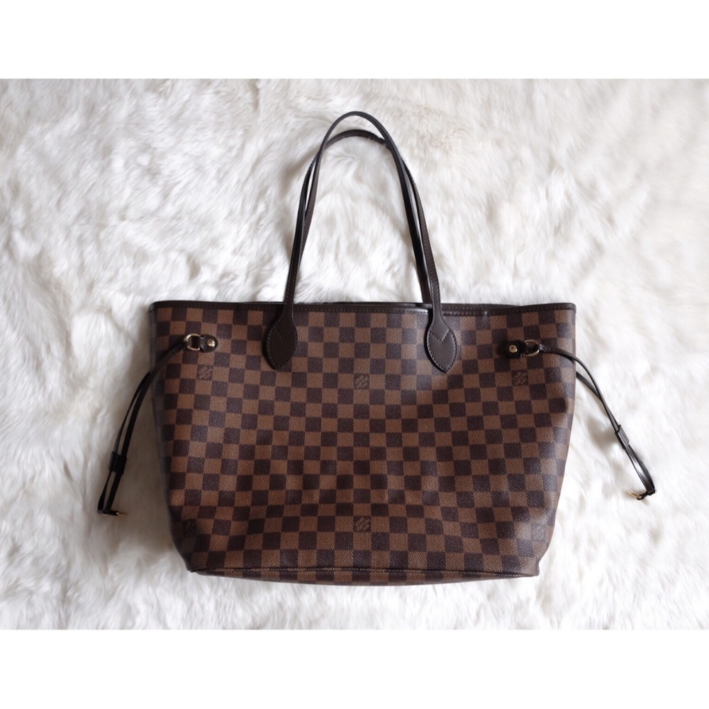 ✖️SOLD Louis Vuitton Damier Ebene Neverfull MM